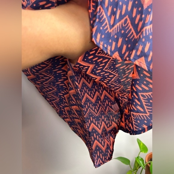 Ellie Kai 100% Silk Sz 10 Zigzag Pattern Boho Long Sleeve Top blouse Orange/Blue - Picture 4 of 9